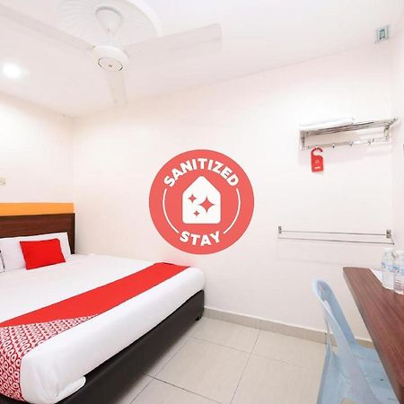 Oyo 575 Hotel Dns Ipoh Exteriör bild
