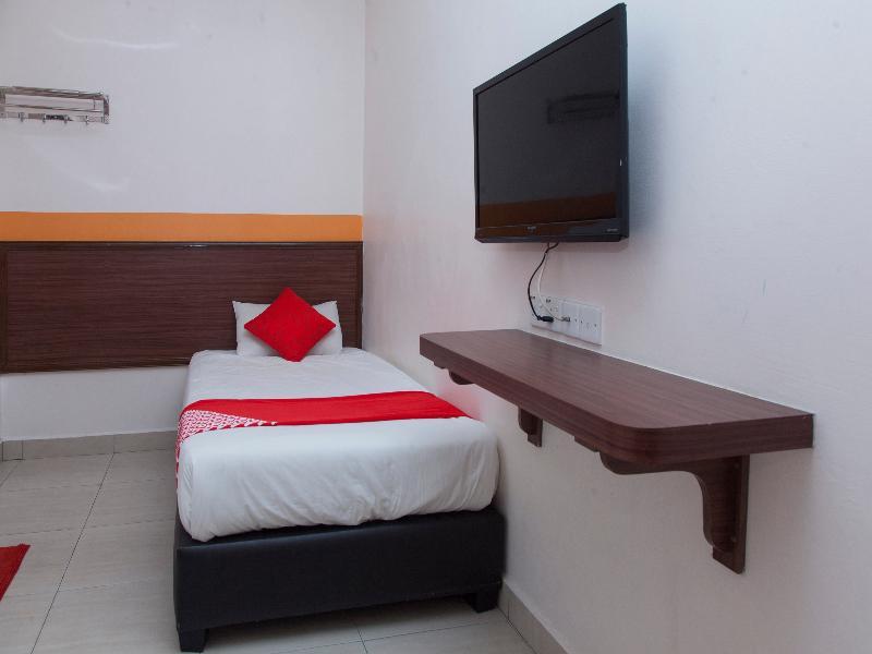 Oyo 575 Hotel Dns Ipoh Exteriör bild