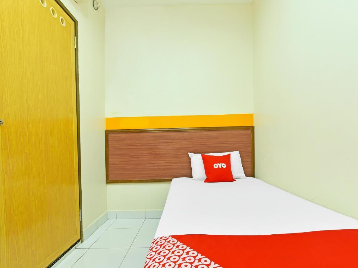Oyo 575 Hotel Dns Ipoh Exteriör bild