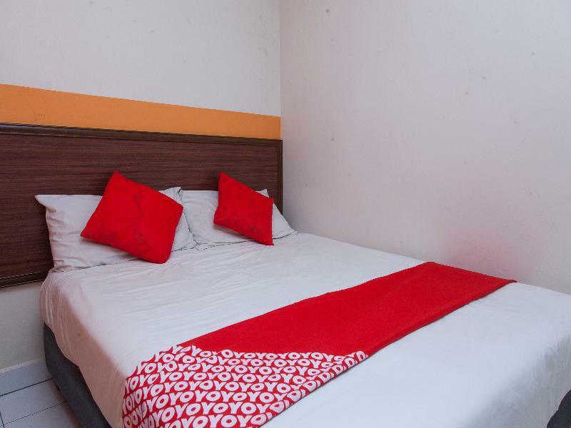 Oyo 575 Hotel Dns Ipoh Exteriör bild